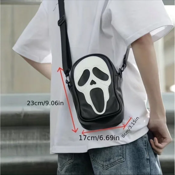 LAST ONE Ghostface Scream Crossbody Bag - Picture 4 of 8